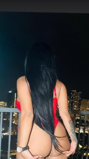 773 657 9348 SEXY LATINA DISPONIBLE INCALL NUEVA EN EL LUGAR