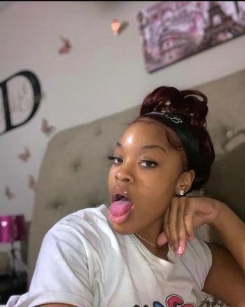 Mary, 28  female escort, Chicago