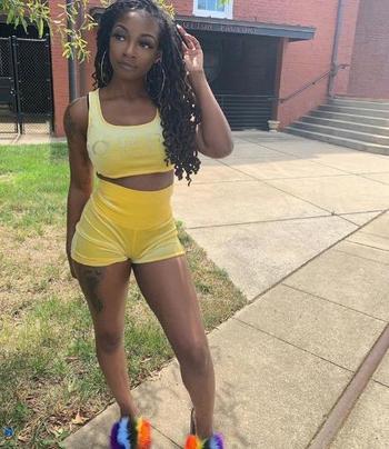 Passion, 21  female escort, Chicago