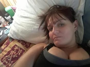 green eyes, 41  female escort, Chicago