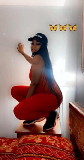 THROAT GOD, 21  female escort, Chicago