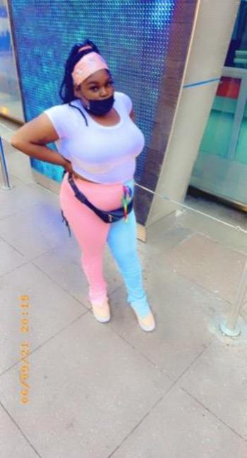 Kayy, 21  female escort, Chicago