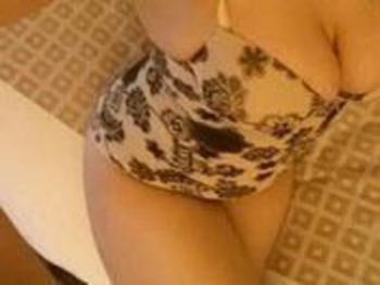 Britt, 33  female escort, Chicago