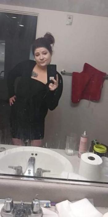 Nikki, 31  female escort, Chicago