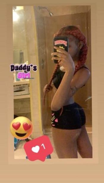 Cookie, 21  female escort, Chicago
