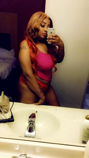 3129629448, 22 African American female escort, Chicago