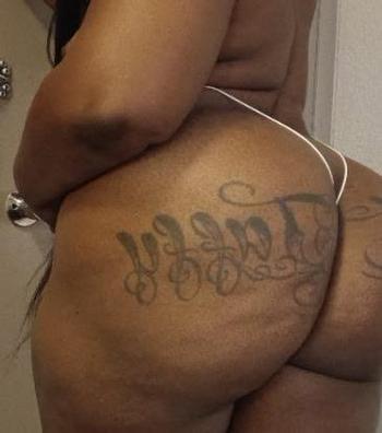  QWEEN , 41  female escort, Chicago
