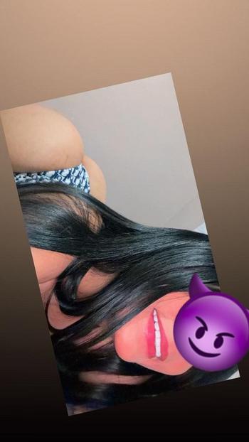 Antonella, 25  female escort, Chicago