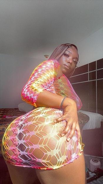 Pursuasion, 20  female escort, Chicago