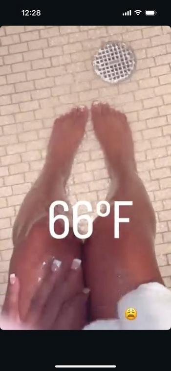 Tiny, 22  female escort, Chicago