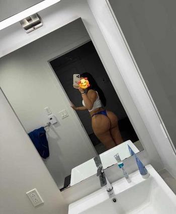 MELIA, 26  female escort, Chicago