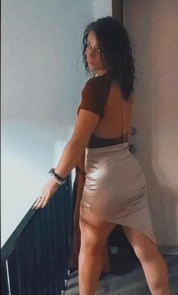 Riley , 25  female escort, Chicago