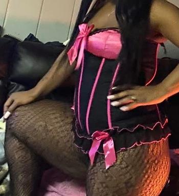 Juicy , 27  female escort, Chicago
