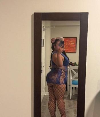 Ari , 27  female escort, Chicago
