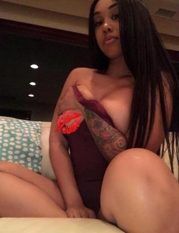 2622881581, female escort, Chicago