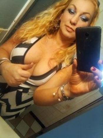 2242150122, female escort, Chicago