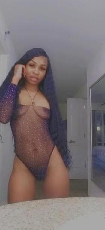 2245302126, female escort, Chicago