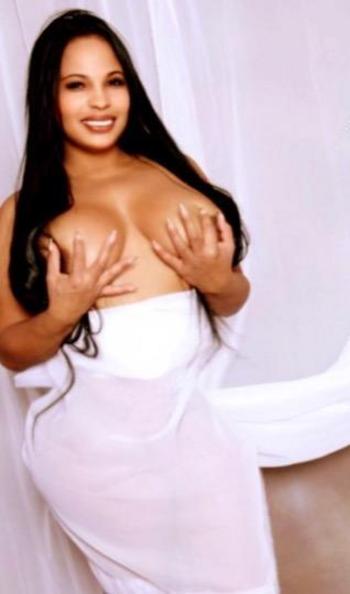 2247012543, female escort, Chicago