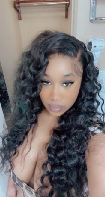 2068805608, female escort, Chicago
