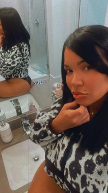 2244421389, female escort, Chicago