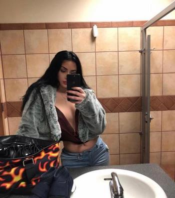2605808637, female escort, Chicago