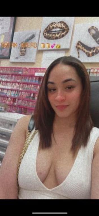 3042464066, female escort, Chicago