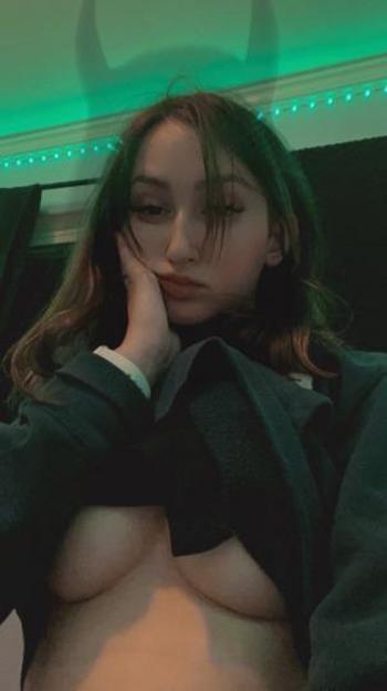 8722333442, female escort, Chicago