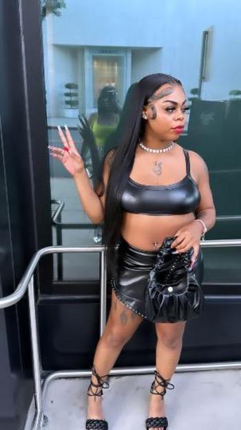 2243186588, female escort, Chicago